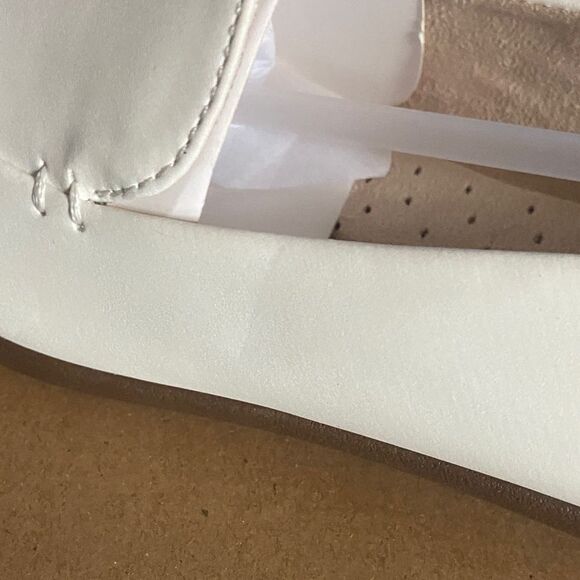 Elegant White Loafers for Women sz 6.5, SL2-129s010 - Picture 6 of 7